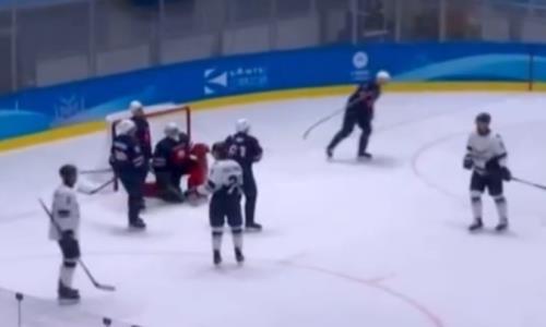 A naturalized hockey player for Kazakhstan scored his debut goal at the 2025 Asian Games. Watch the video!